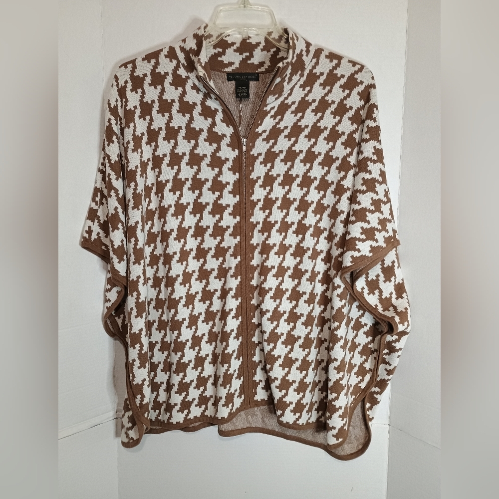 Preswick & Moore Women's Cape Size PS/PM